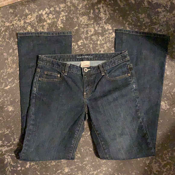 Banana Republic Denim - Banana Republic bootcut jeans. Sz 04.